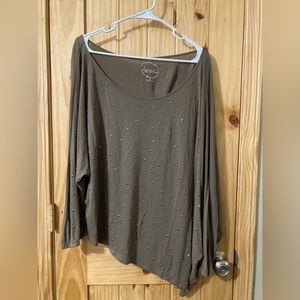 INC size 3X asymmetrical long-sleeved stretch top with scoop neck